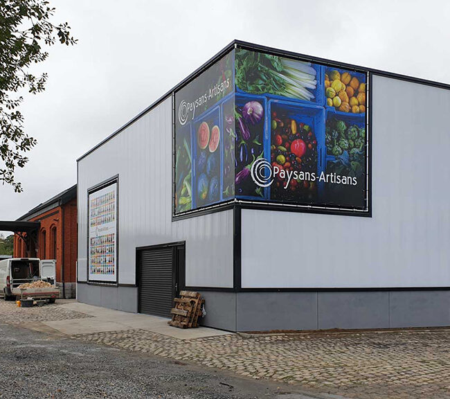 Ugo Architectures | Rénovation bâtiment industriel en polycarbonate opalin